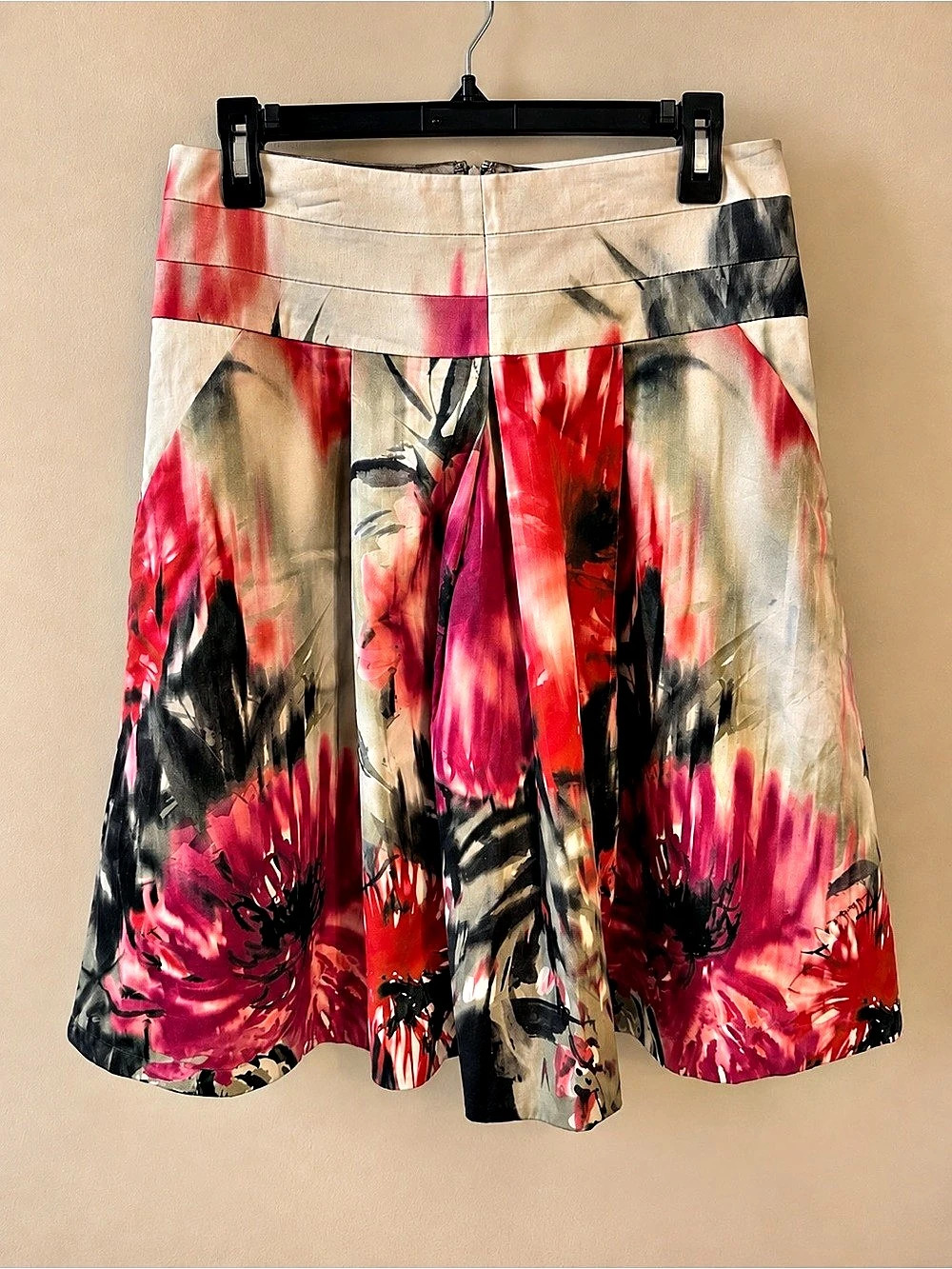 Elie Tahari Floral Full Skirt in Red & Black